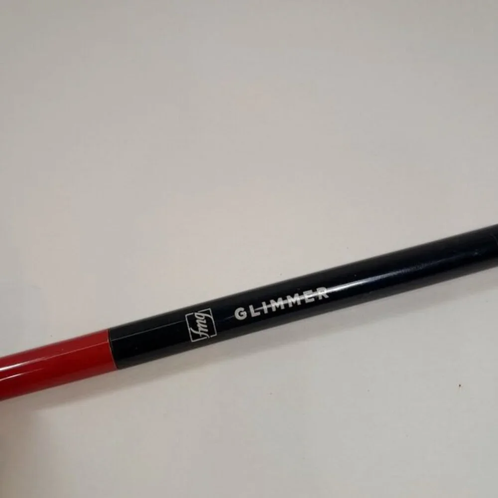 Avon fmg Glimmer Liquid Color Eyeliner Pen Smoked black eye‎ liner used